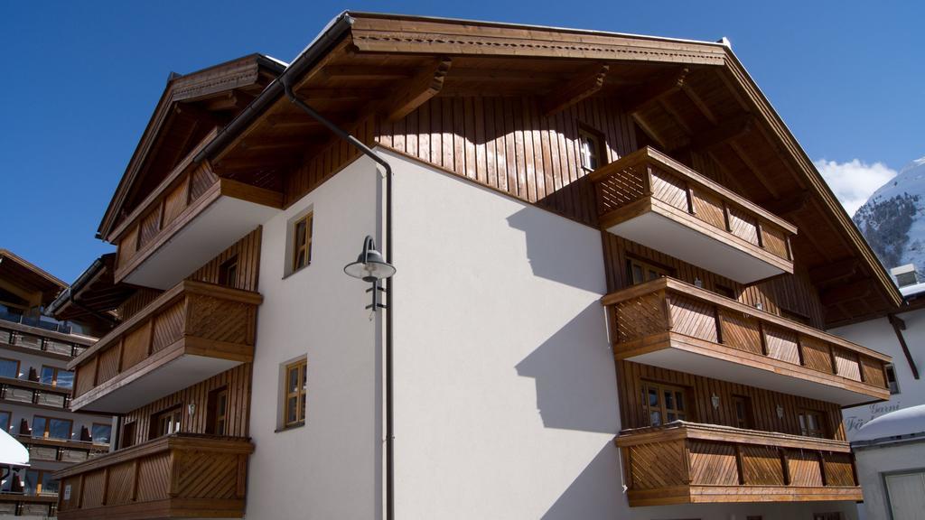 Chasa Per La Punt Apartment Galtuer Exterior photo