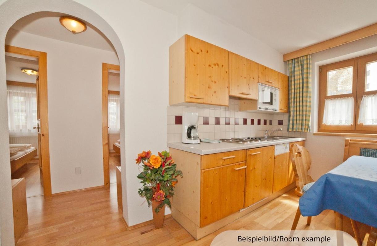 Chasa Per La Punt Apartment Galtuer Exterior photo