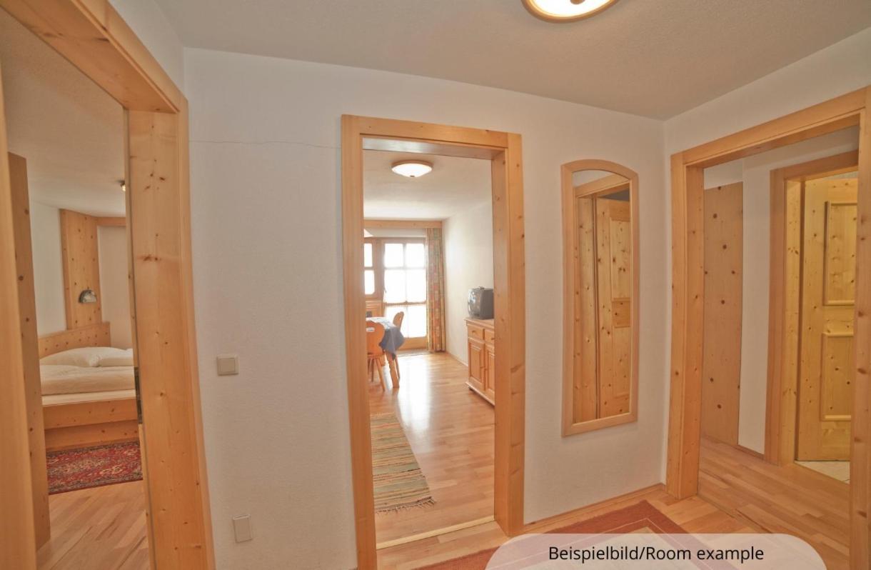 Chasa Per La Punt Apartment Galtuer Exterior photo